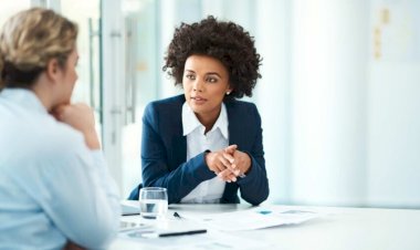 Black women twice as likely to live on zero-hour contracts, says TUC