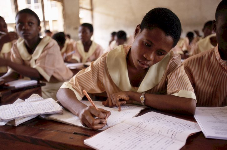 Nigeria scraps teaching English language in schools
